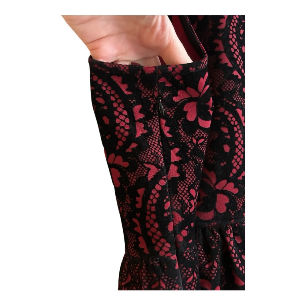 Trixxi Velvet Lace Print Mesh panel fit and flare Flocked Skater Dress Size 3X - Picture 7 of 9